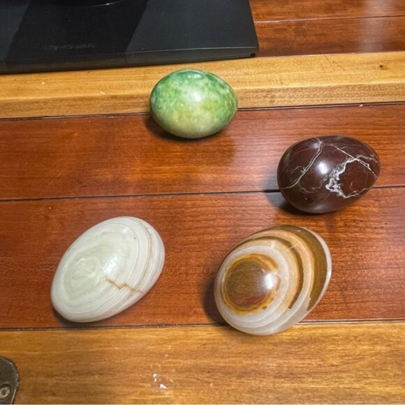 Vintage Marble Alabaster Onyx Home Decor Eggs Hand carved - Picture 7 of 16